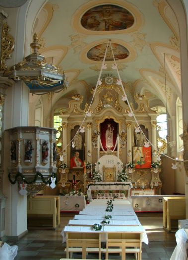Die Kirche der Unbefleckten Empfängnis Mariä der Missionare von der Heiligen Familie in Górka Klasztorna