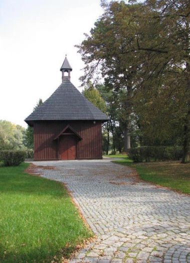 Kapelle am Stausee im Stadtteil Lipówka in Września