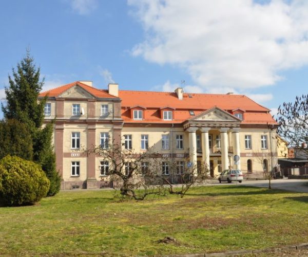 Pałac w Lwówku
