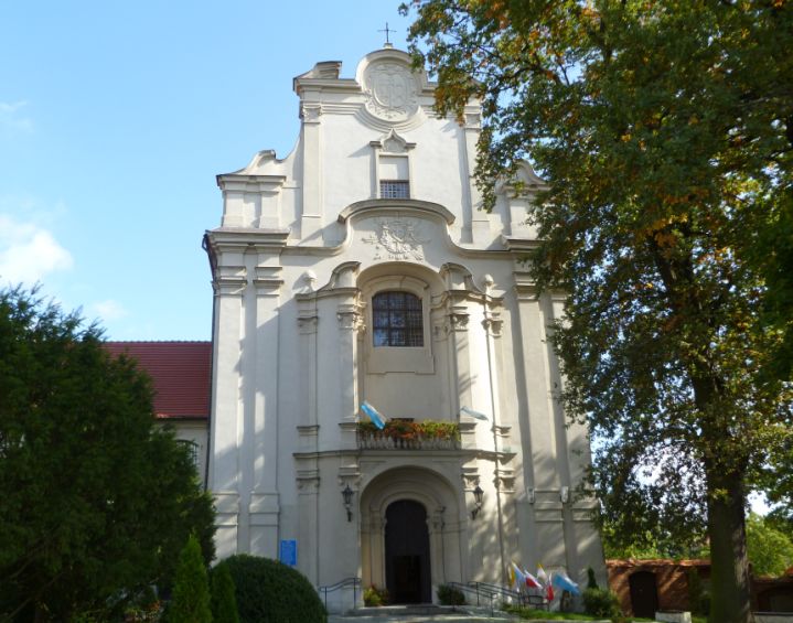 Kościół klasztorny franciszkanów pw. św. Walentego w Osiecznej