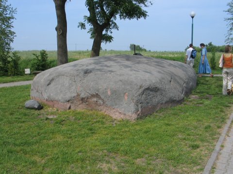 Kamień św. Wojciecha w Budziejewku