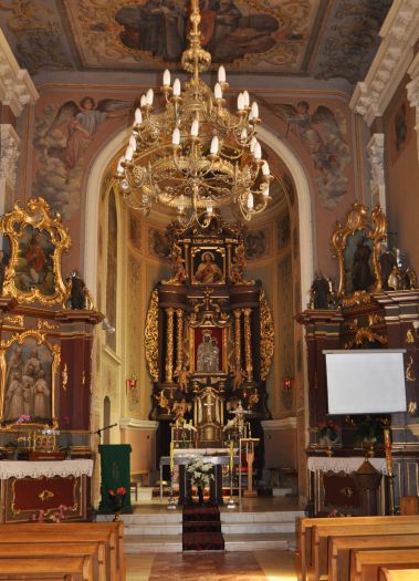 Nawa główna w kościele św. Marcina w Kazimierzu Biskupim